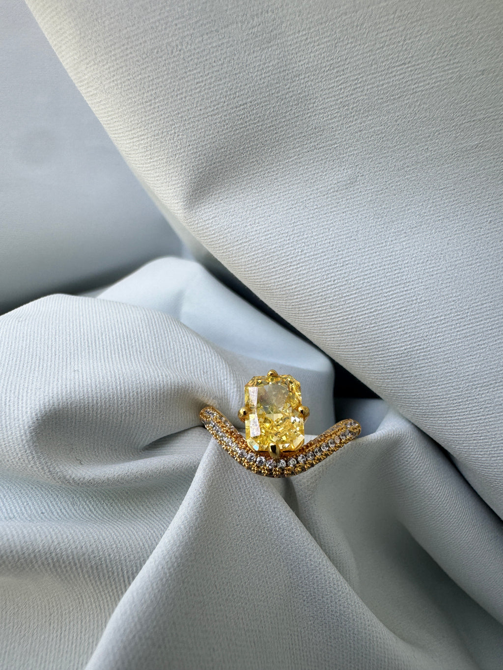 Golden Mirage Ring