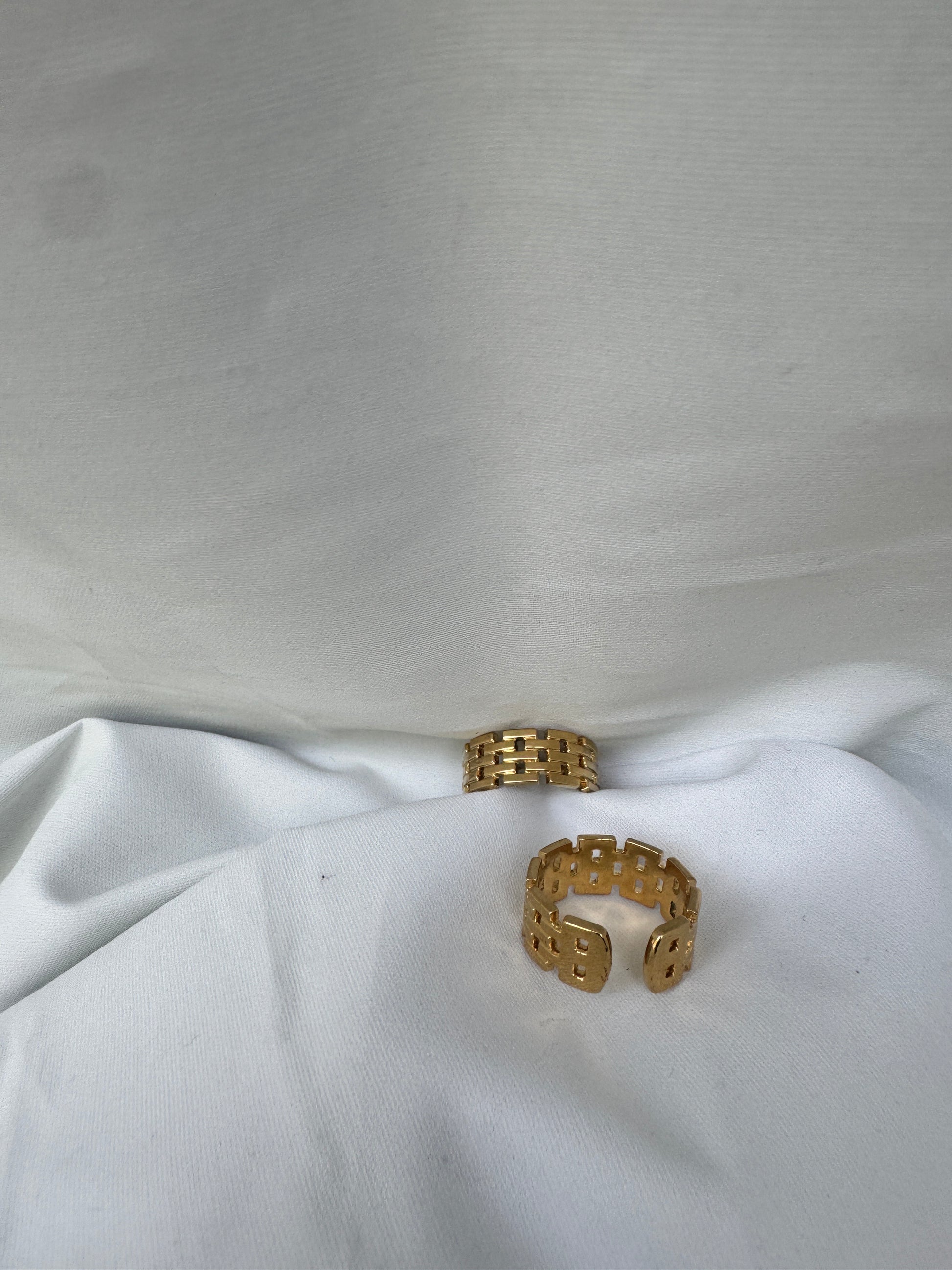 Link Luxe Ring