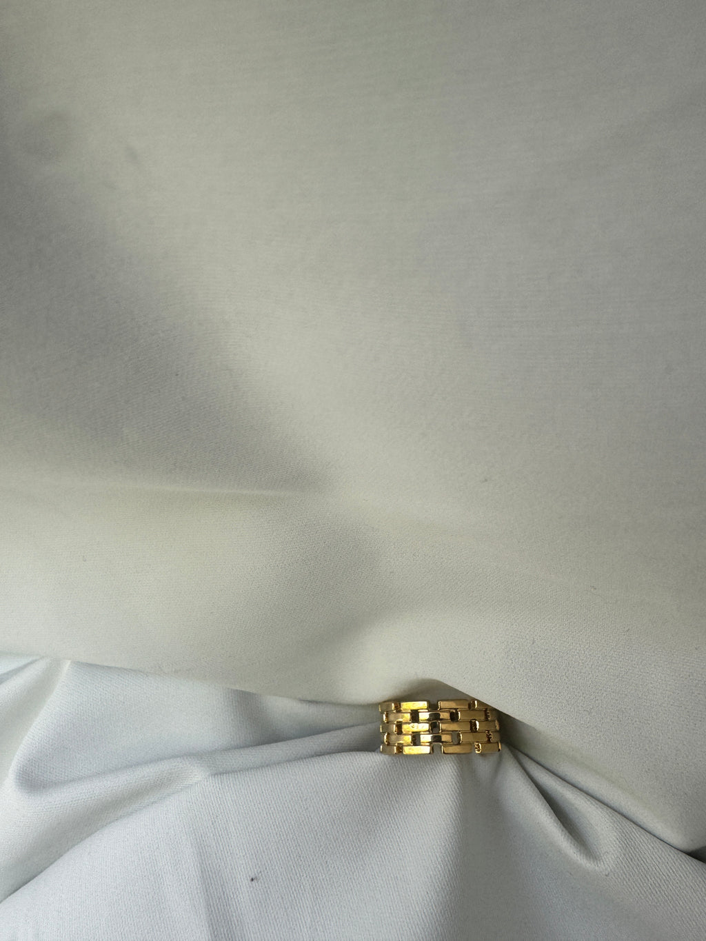 Link Luxe Ring