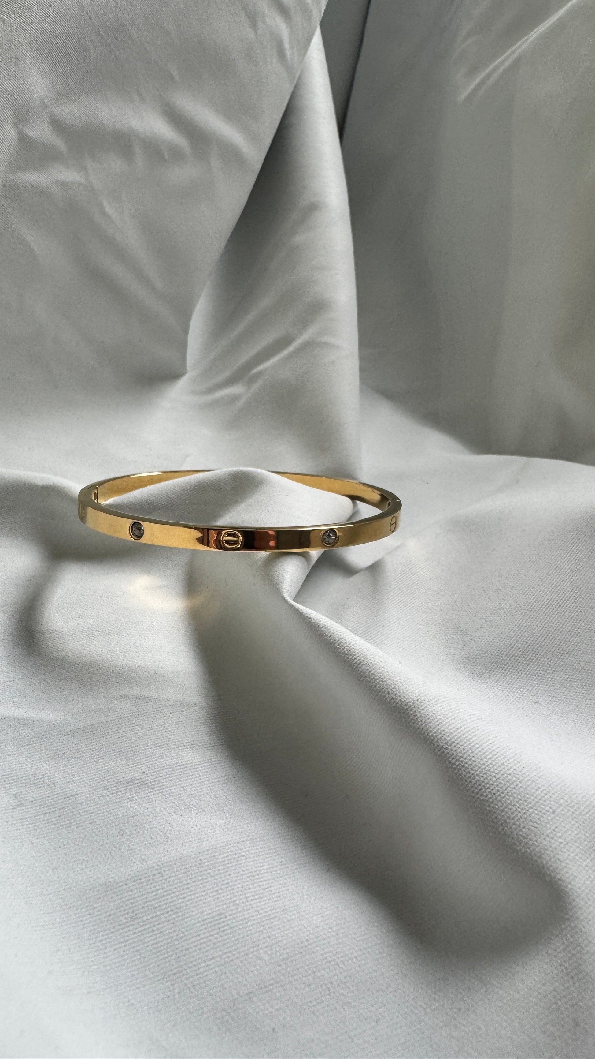 Encircled Bracelet