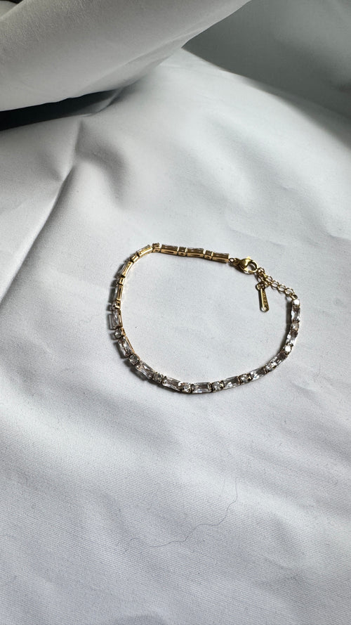 Auric Point Bracelet