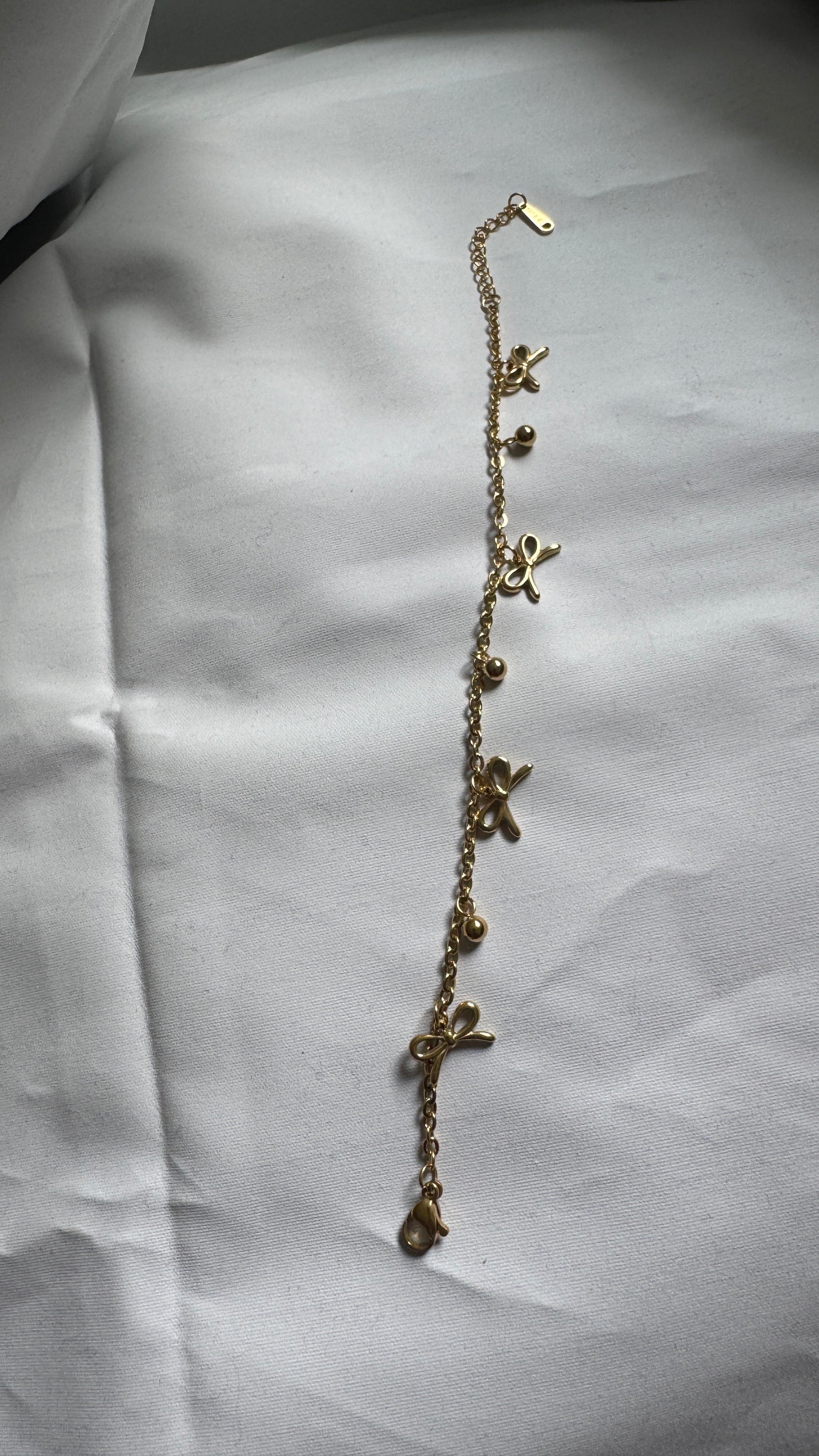LuxeBow Chain Bracelet