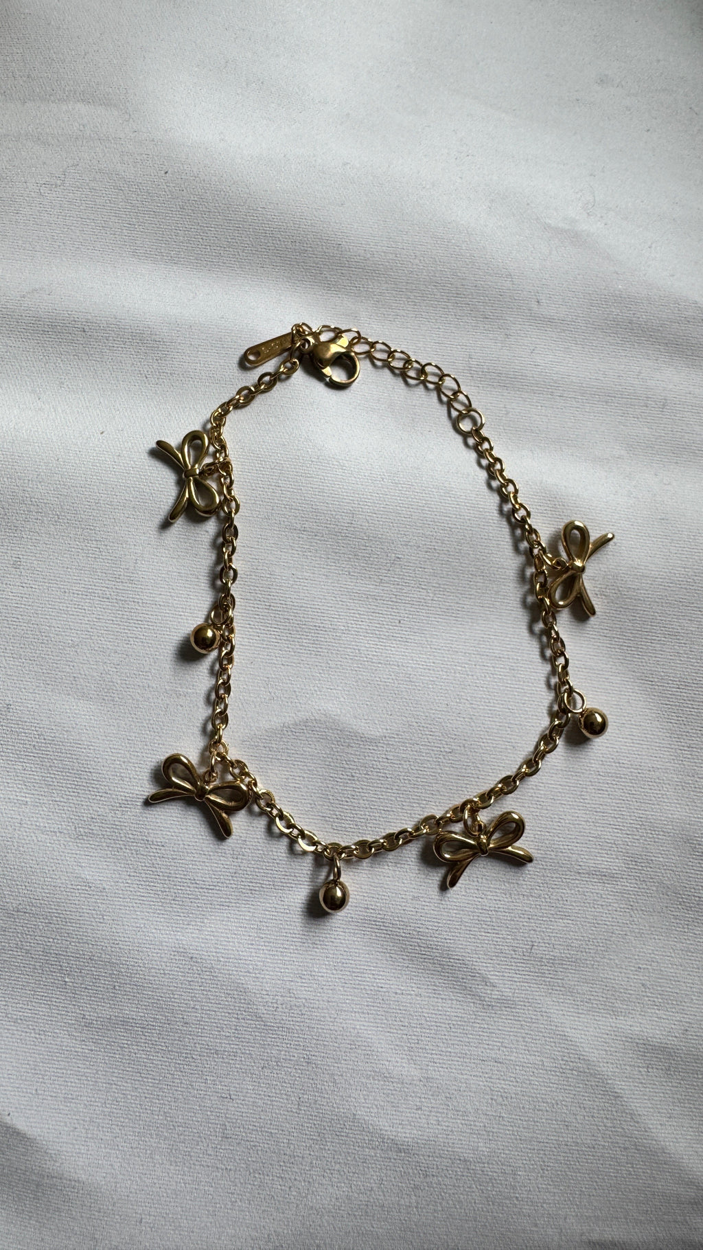 LuxeBow Chain Bracelet