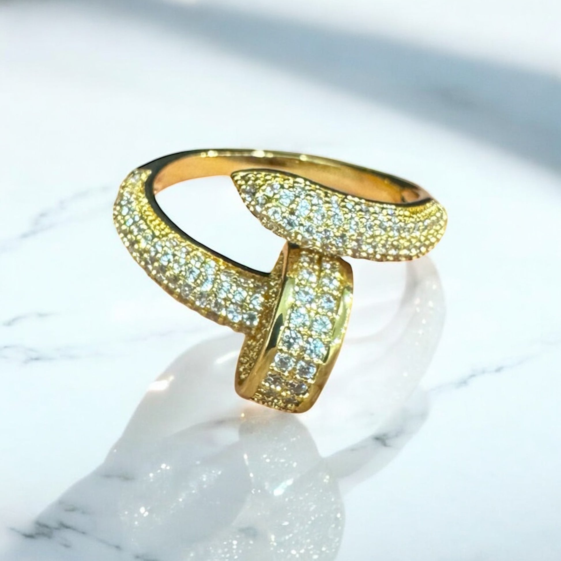 Nail Noir Ring