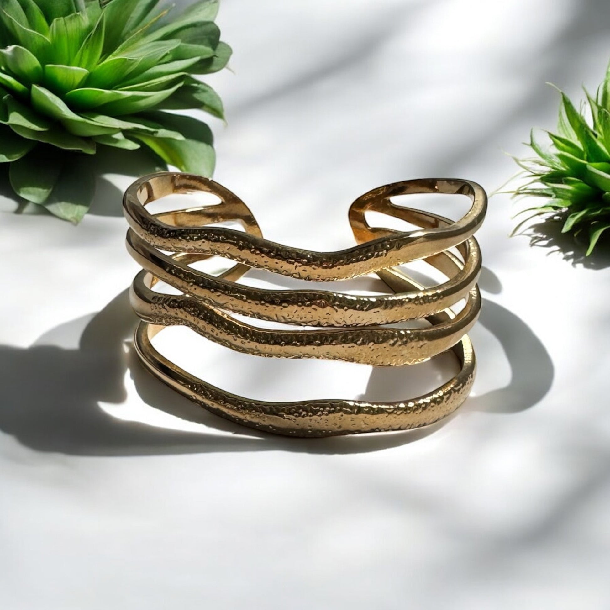 Goldenline Bracelet