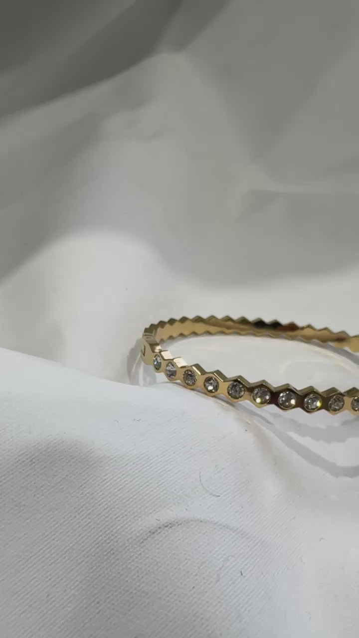 Pureline Bracelet